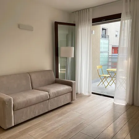 Hospitami - 15 Min Duomo Apartamento Milão