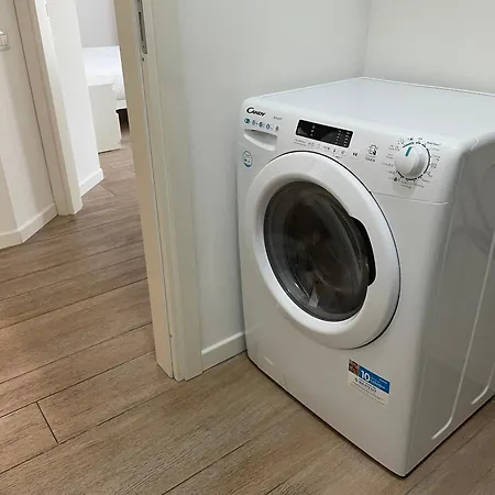 Hospitami - 15 Min Duomo Apartamento Milão